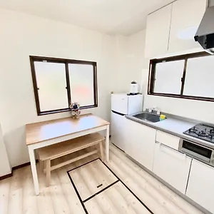 東京一哥 赤羽 包棟 6房 直達 池袋7分 上野10分 新宿13分 東京15分 渋谷18分 機場接送 可住16人 度假居